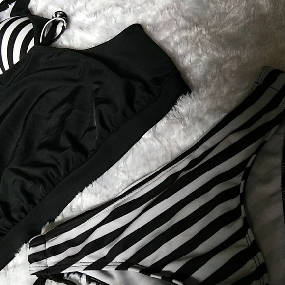 SM: BLACk&WHITE TANKINI - Picture 6 of 8